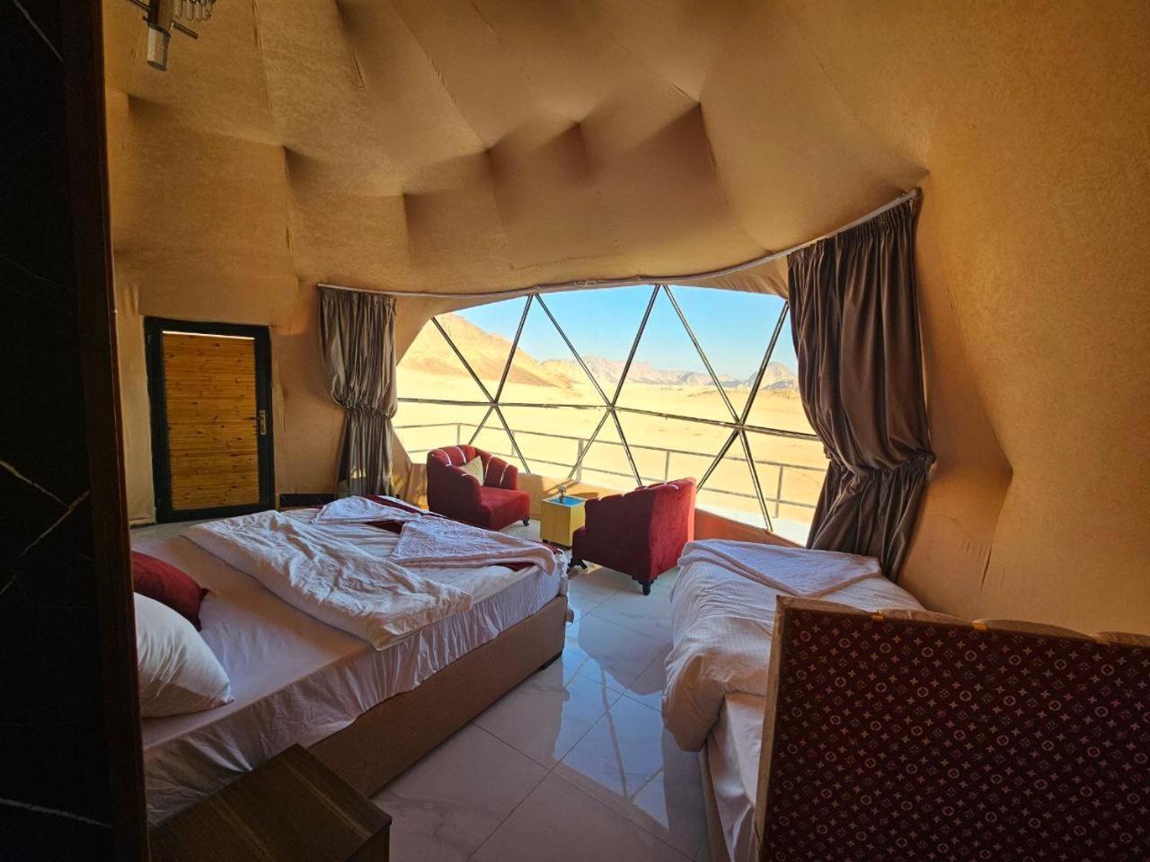 Rum Victoria Luxury Camp وادي رم المظهر الخارجي الصورة
